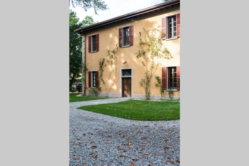 Bilocale Nel Parco Di Villa Erba Cernobbio Exterior foto